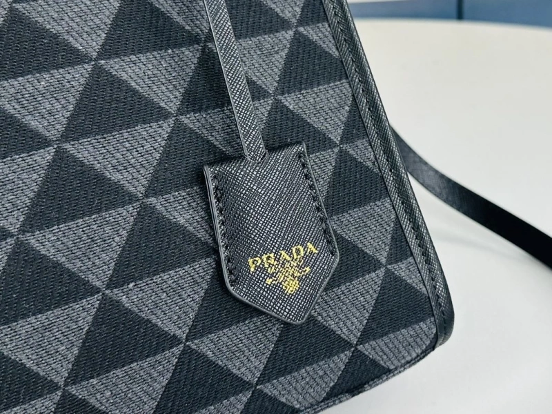 Pra*a shopping bags 4213-0384