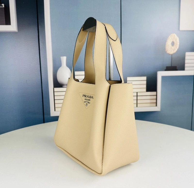 Pra*a shopping bags 4213-0386