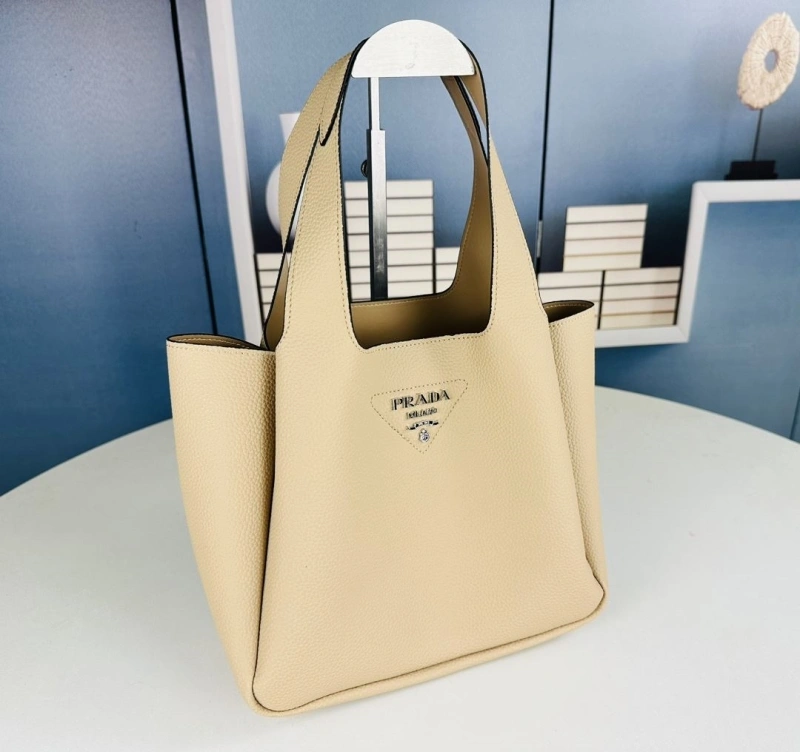 Pra*a shopping bags 4213-0386