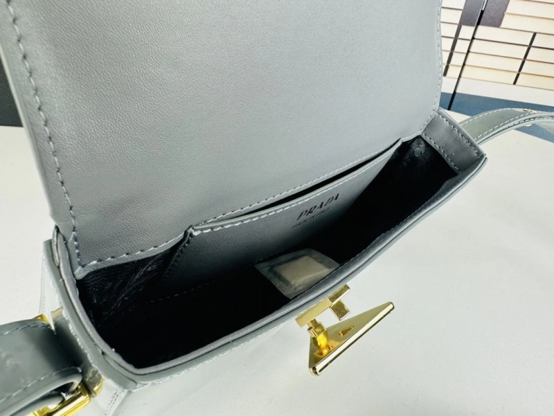 Pra*a satchel bags 4213-0412