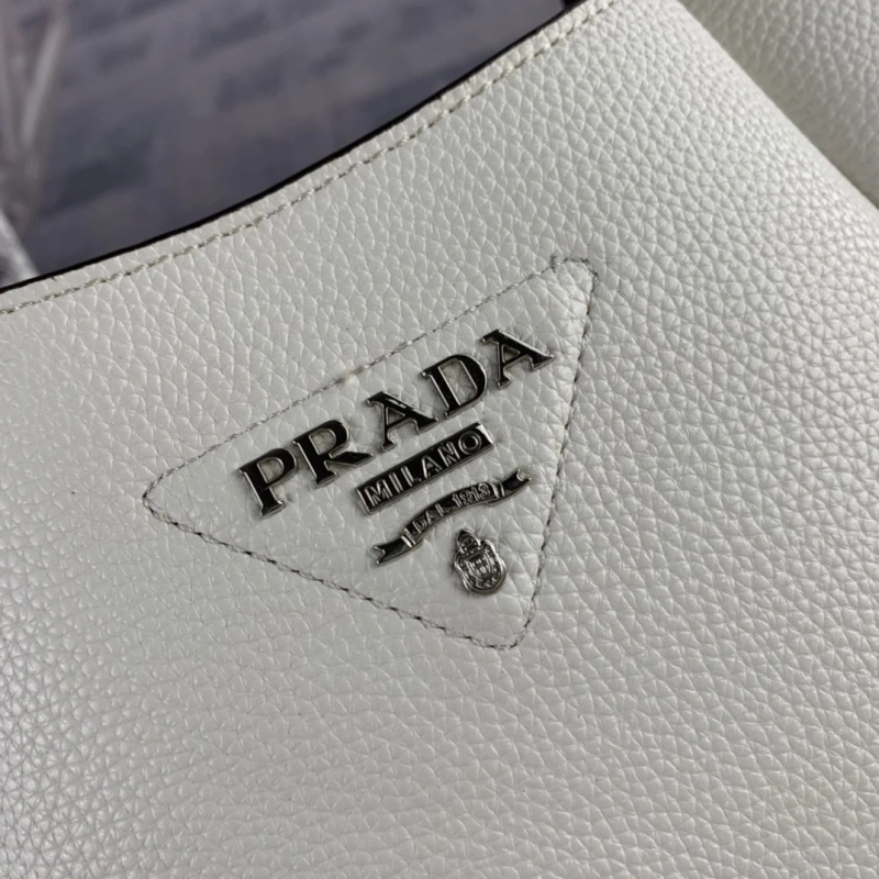 Pra*a shopping bags 4213-0422