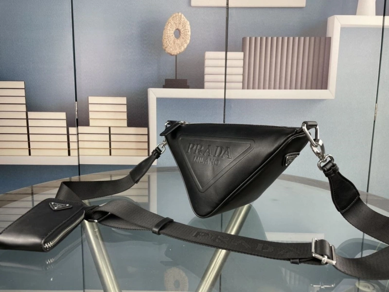 Pra*a satchel bags 4213-0437