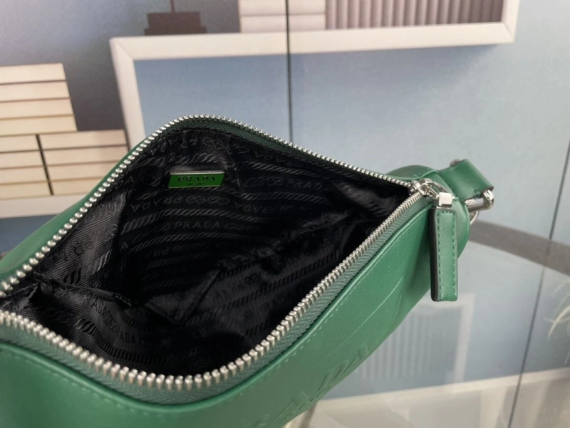 Pra*a satchel bags 4213-0438