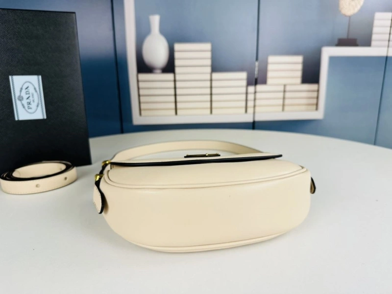 Pra*a satchel bags 4213-0451