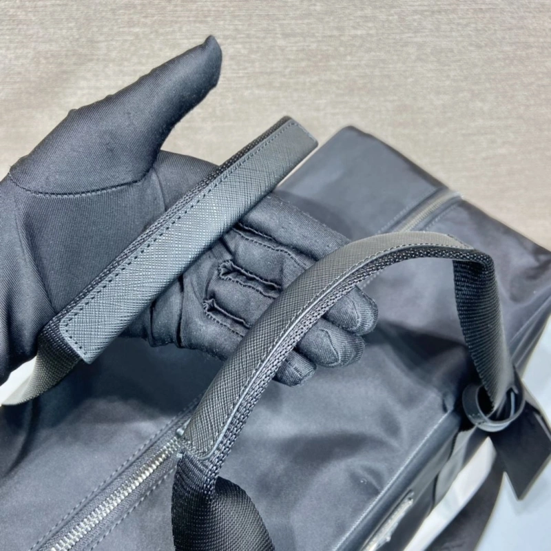 Pra*a travel bags 4213-0494