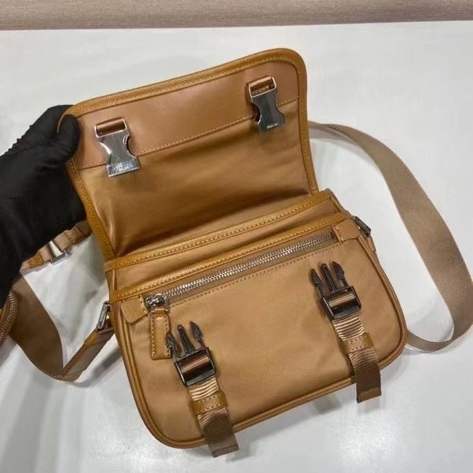 Pra*a satchel bags 4213-0530