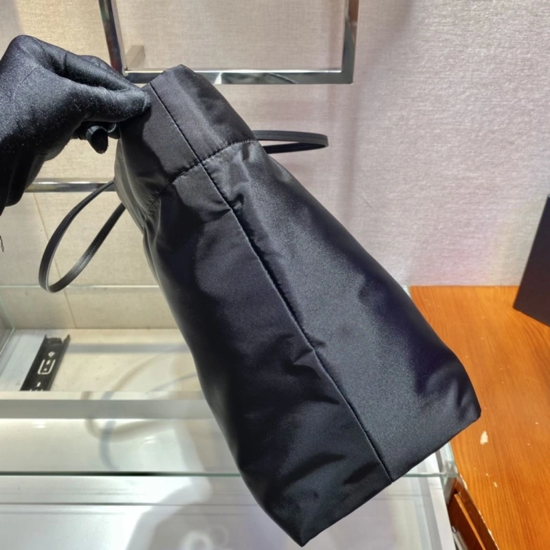 Pra*a shopping bags 4213-0537