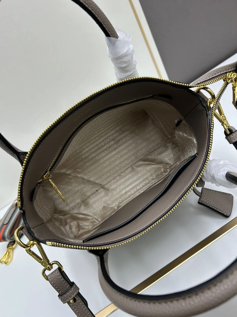 Pra*a top handle bags 4213a-0199