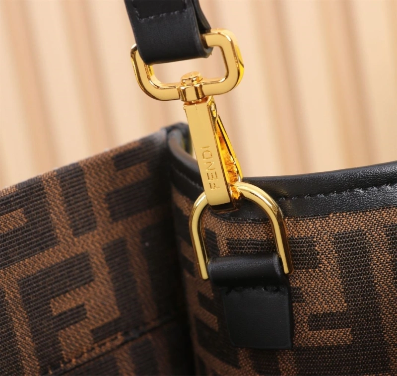 F**di shopping bags 4220-0018