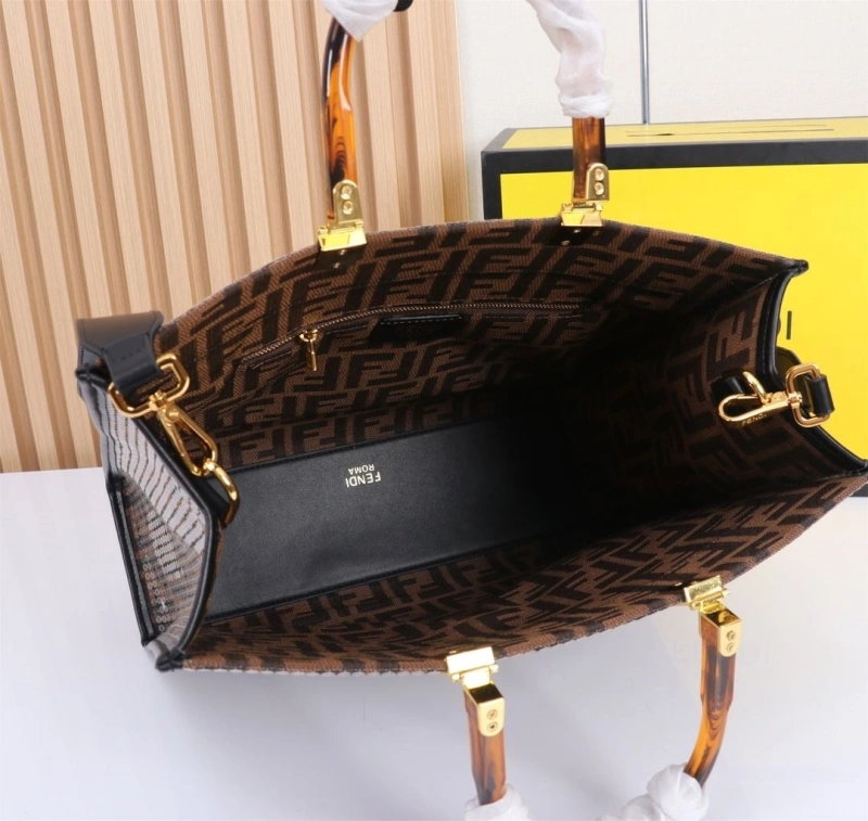 F**di shopping bags 4220-0018
