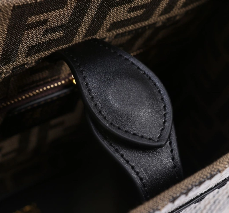 F**di top handle bags 4220-0020