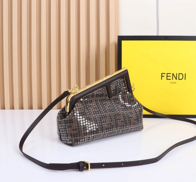 F**di first bags 4220-0025