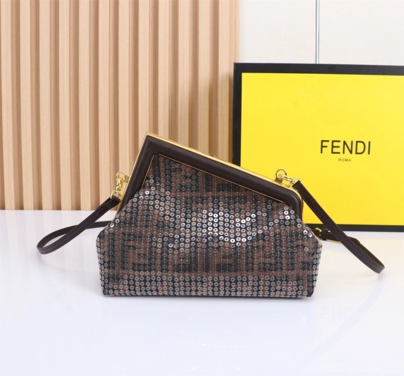 F**di first bags 4220-0025