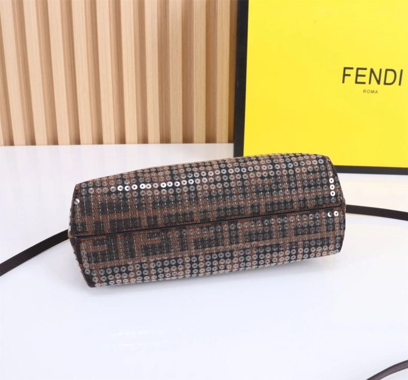 F**di first bags 4220-0025