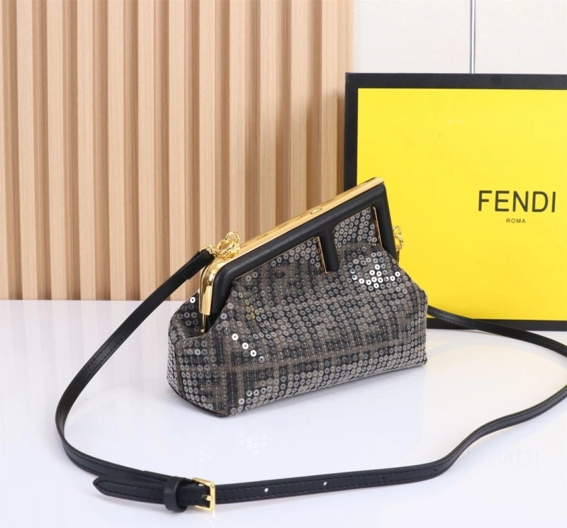 F**di first bags 4220-0026