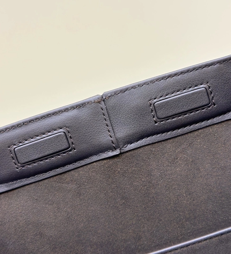 F**di top handle bags 4220-0031