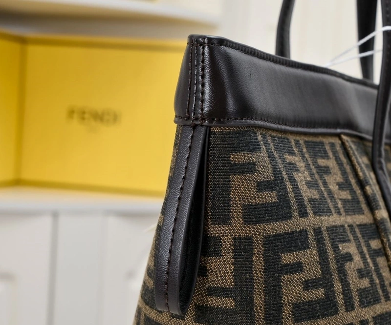 F**di shopping bags 4220-0052