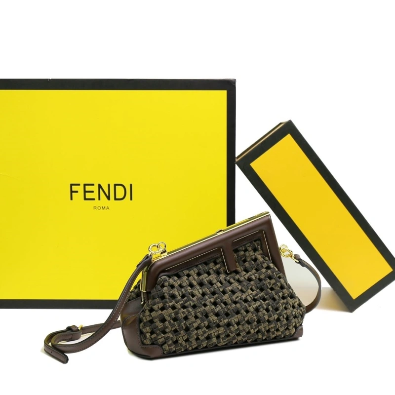 F**di first bags 4220-0067