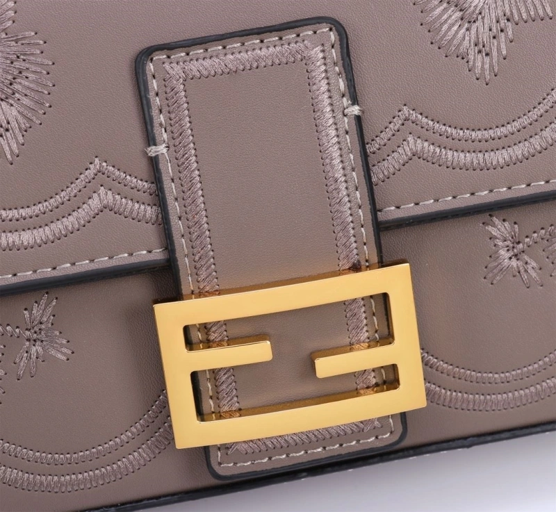 F**di top handle bags 4220-0093