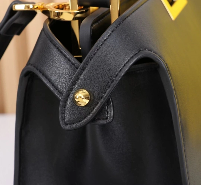 F**di top handle bags 4220-0099