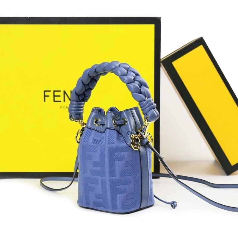 F**di bucket bags 4220-0108