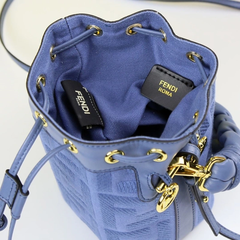 F**di bucket bags 4220-0108