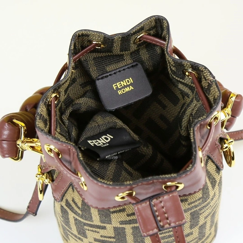 F**di bucket bags 4220-0109