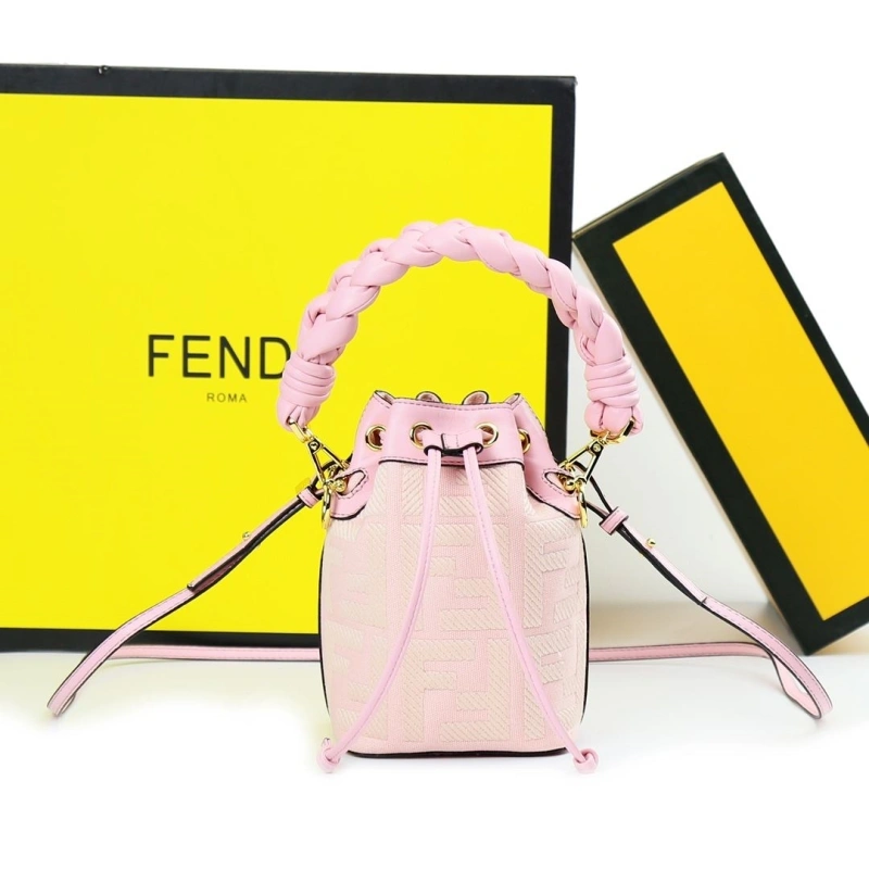 F**di bucket bags 4220-0110