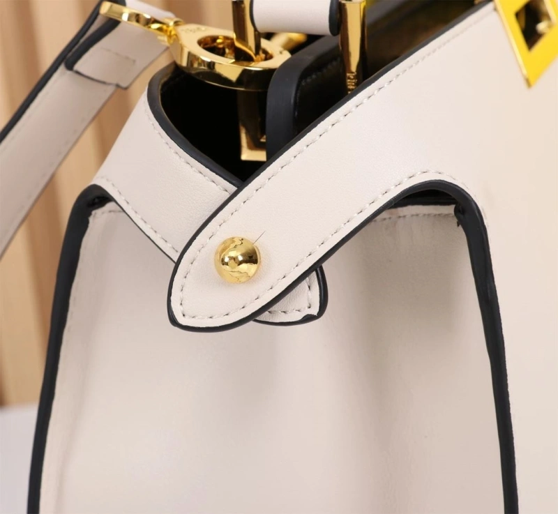 F**di top handle bags 4220-0127