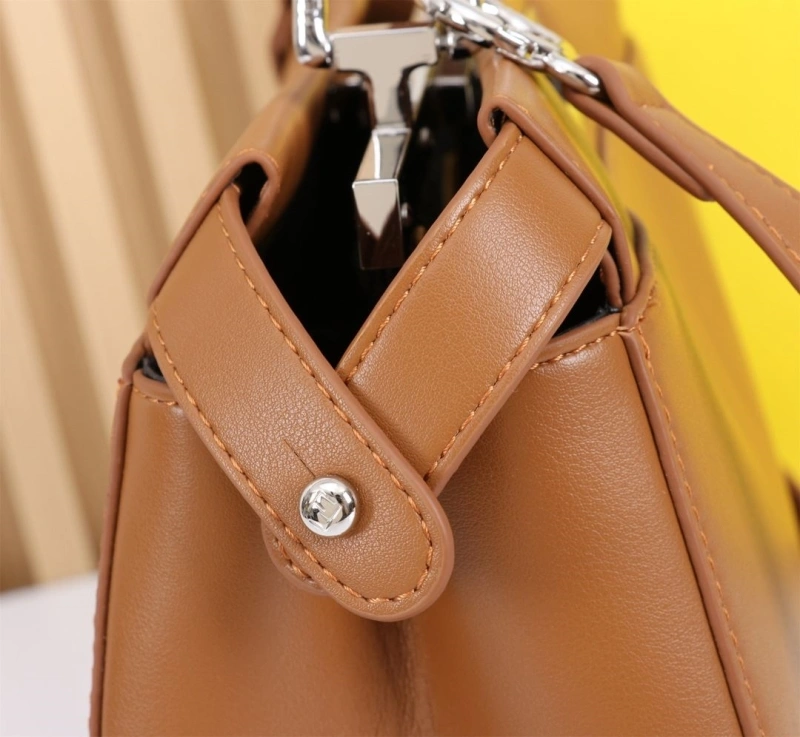 F**di top handle bags 4220-0146