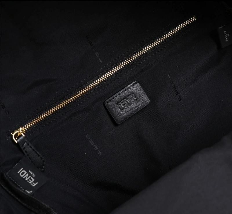 F**di backpacks 4220-0247