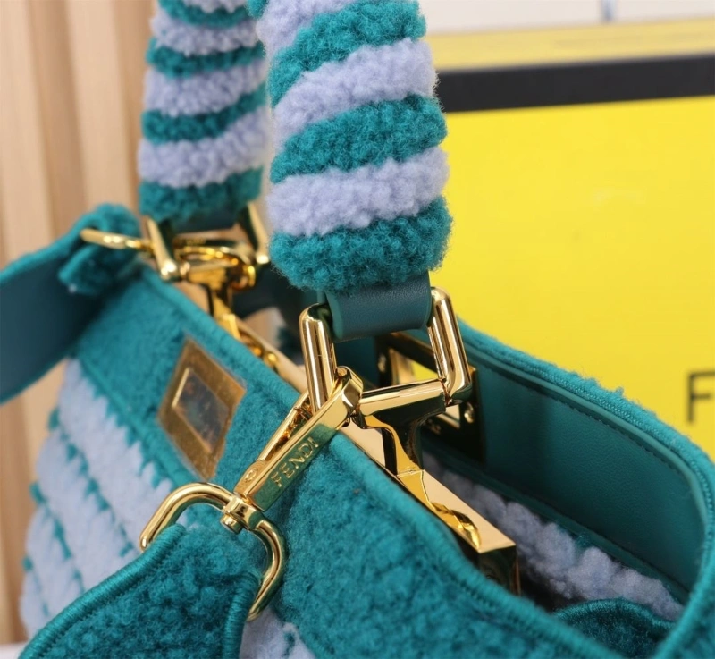 F**di shopping bags 4220-0256
