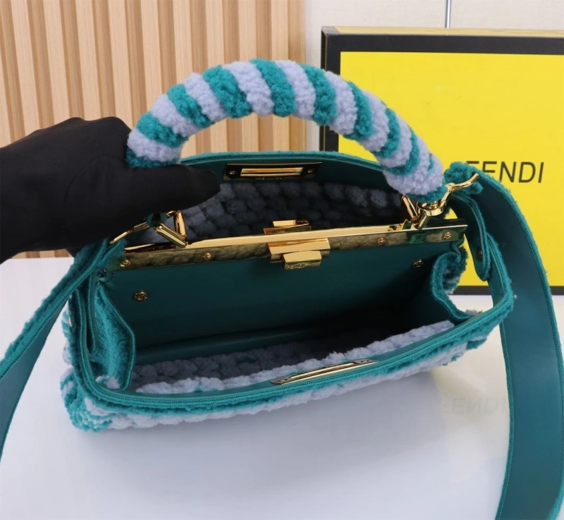 F**di shopping bags 4220-0256