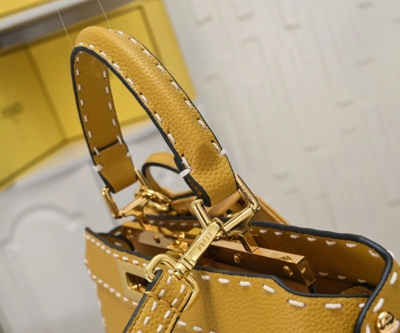 F**di shopping bags 4220-0261