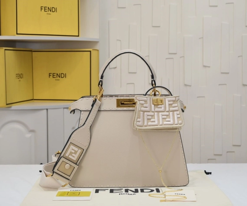 F**di shopping bags 4220-0263