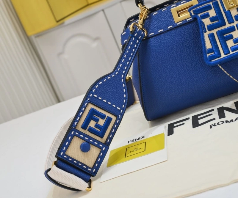 F**di shopping bags 4220-0272