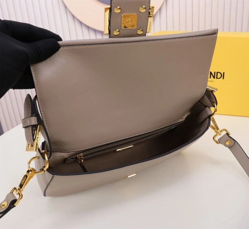 F**di top handle bags 4220-0293