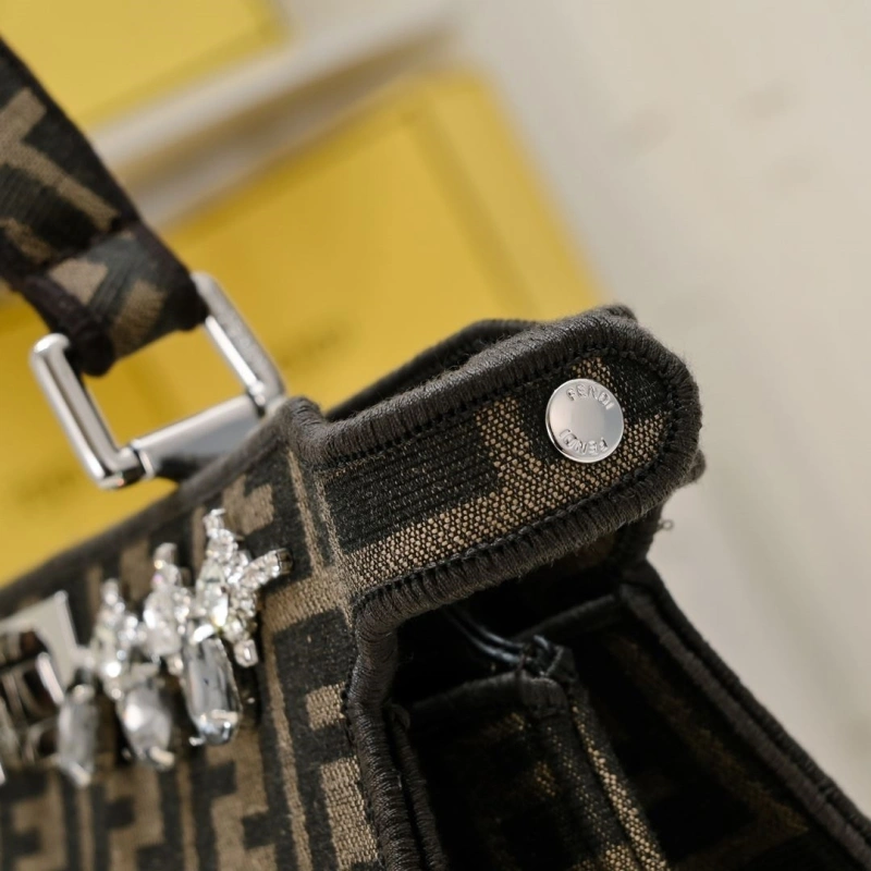 F**di top handle bags 4220-0315