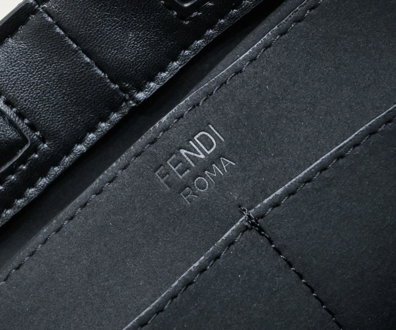 F**di shopping bags 4220-0331