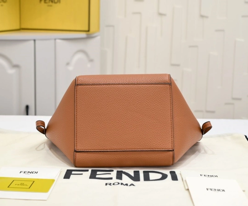 F**di shopping bags 4220-0336