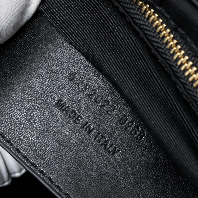 Y51 top handle bags 4220-0395