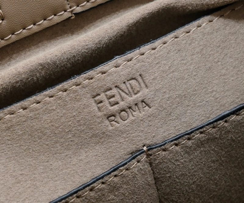 F**di shopping bags 4220a-0046