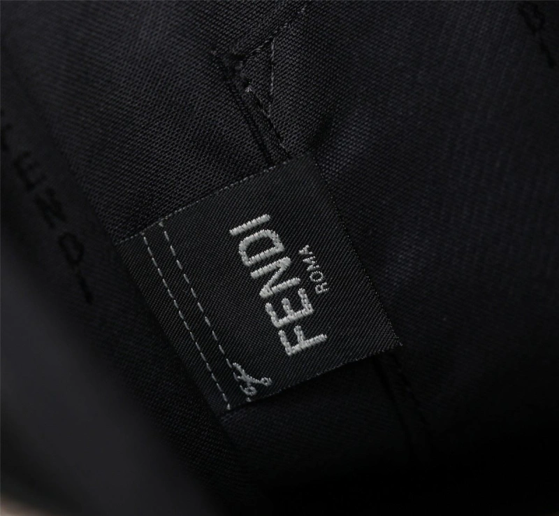 F**di cluth bags 4220a-0056