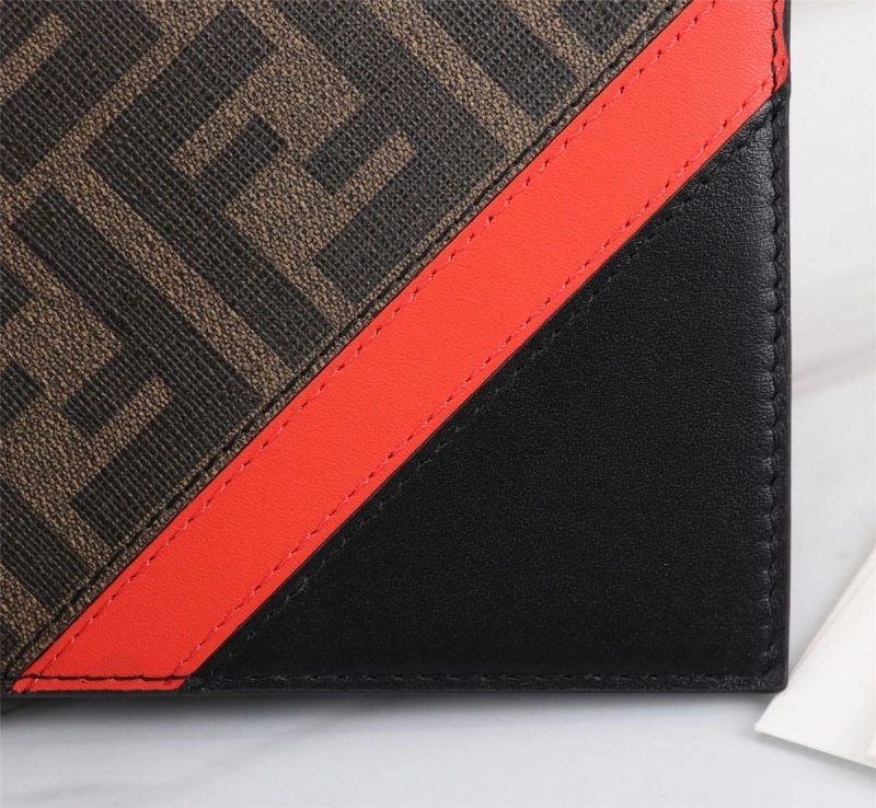 F**di wallets 4220a-0071