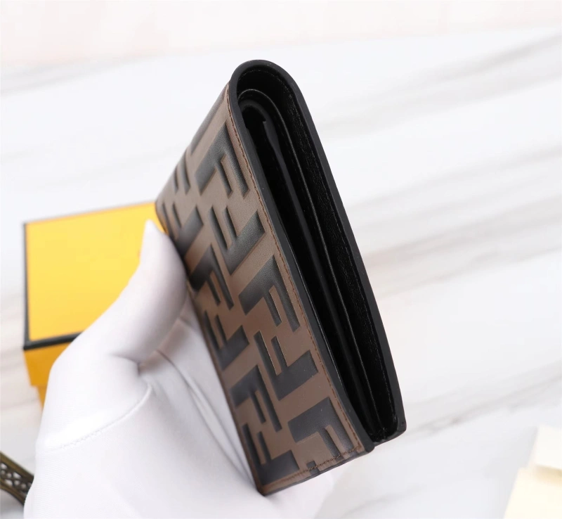 F**di wallets 4220a-0075