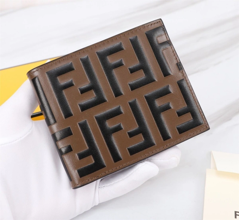F**di wallets 4220a-0075