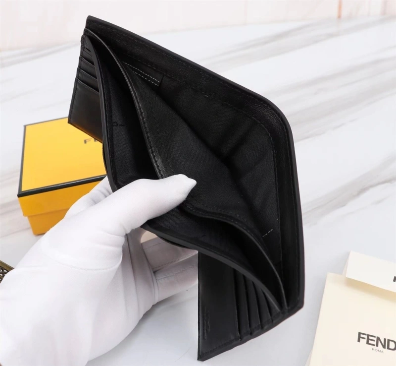F**di wallets 4220a-0075
