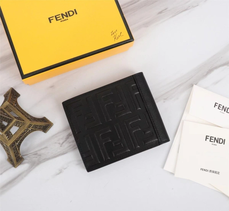 F**di wallets 4220a-0076