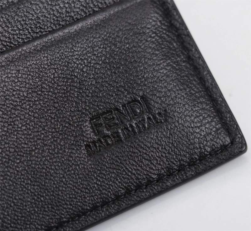 F**di wallets 4220a-0076