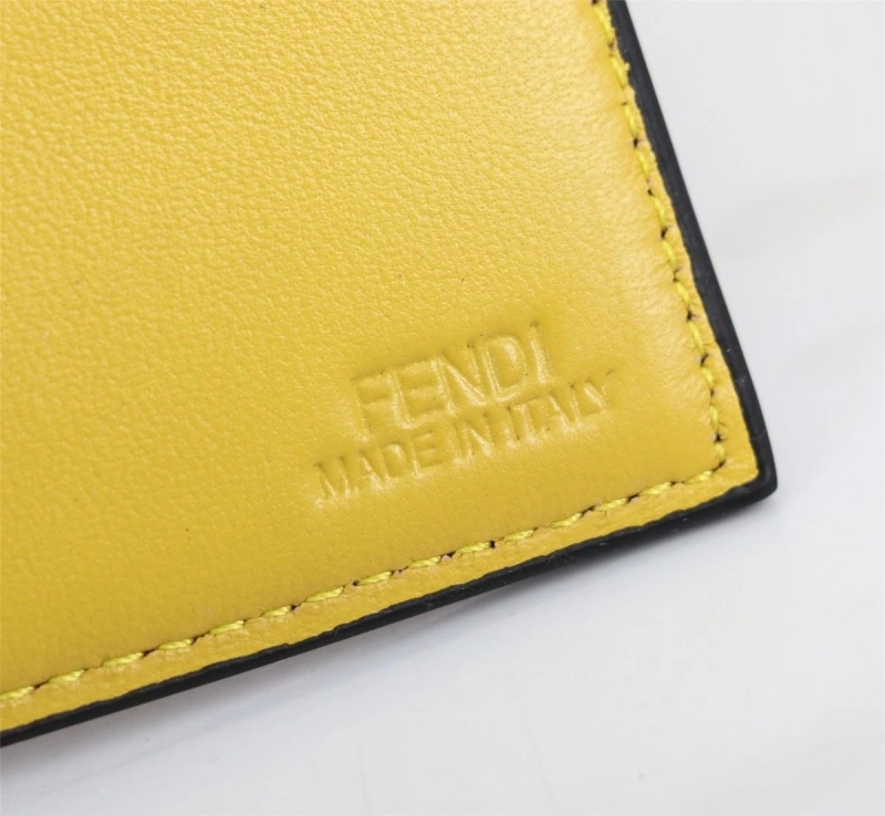 F**di wallets 4220a-0078